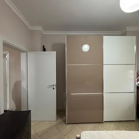 Aparthotel 46property Golem (Tirana)