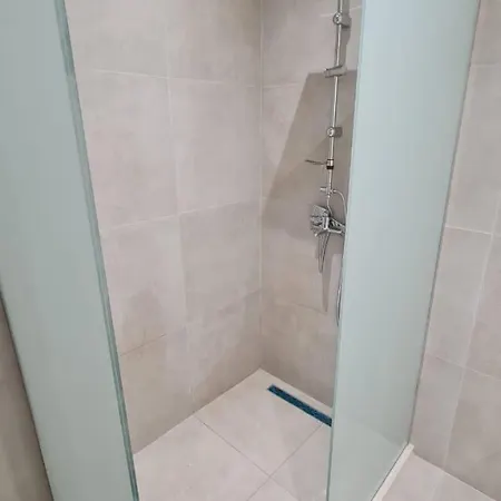 46property Apart-hotel Golem (Tirana)